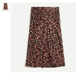 Pull-on slip skirt in leopard